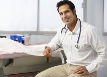 הגדלת חזה מתחת לשריר